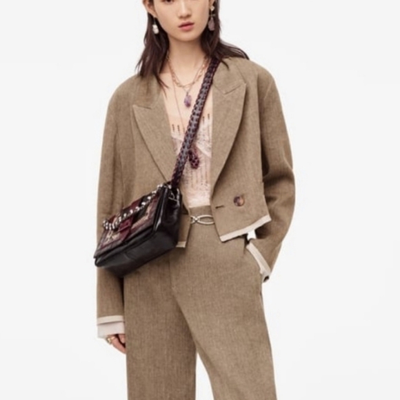 Zara Jackets & Blazers - ZARA Limited Edition Contrast Cropped Blazer Size Large